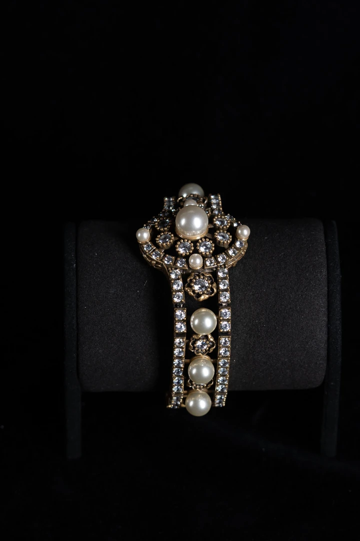 铜合金仿珍珠手镯 盾牌时光的痕迹手镯