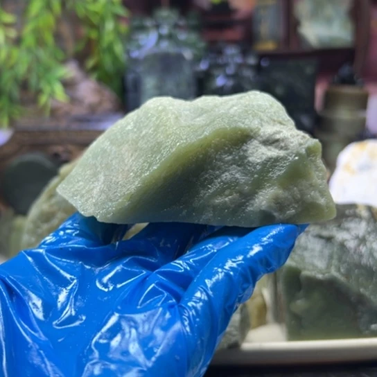 和田玉（黄玉）未镶嵌颈饰