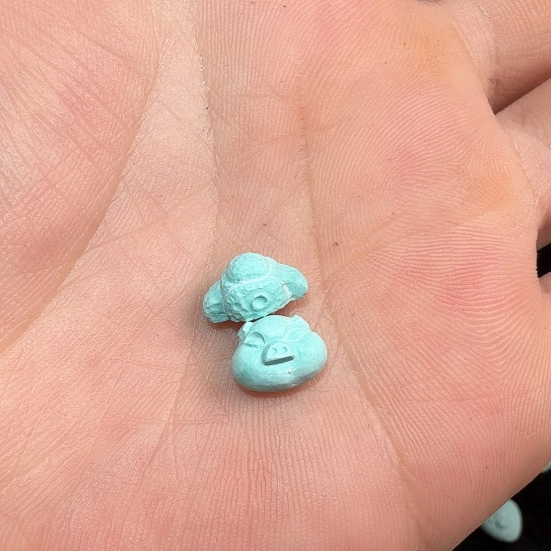 南红玛瑙未镶嵌珠宝奇石