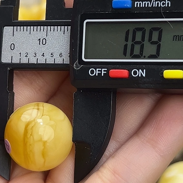 蜜蜡未镶嵌裸石蜜蜡97