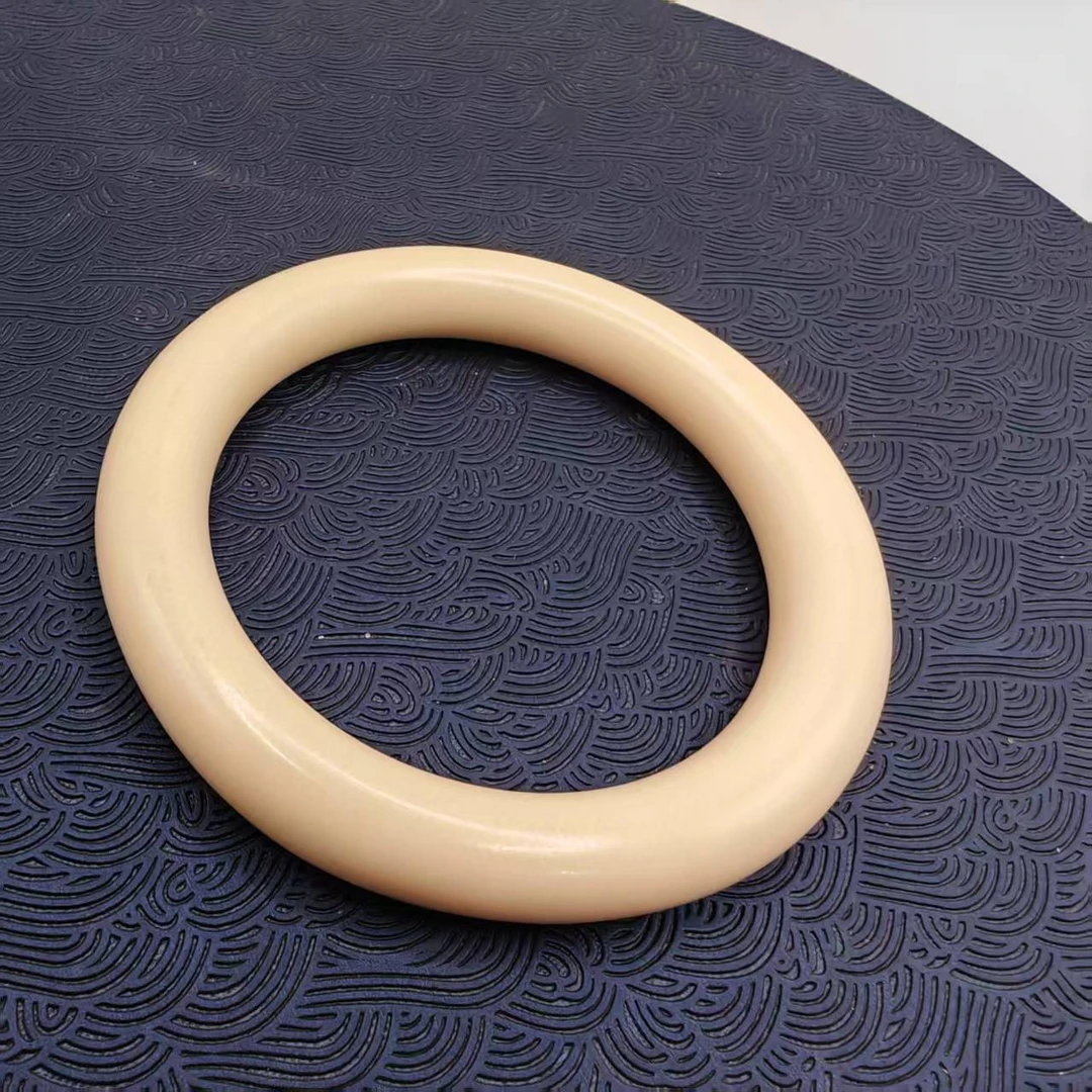 5号E6呀白色时尚圆手镯