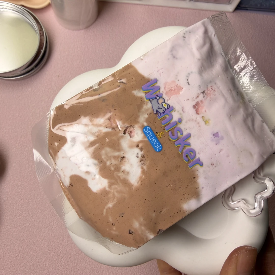 樱花牛奶巧克力果冻袋捏捏