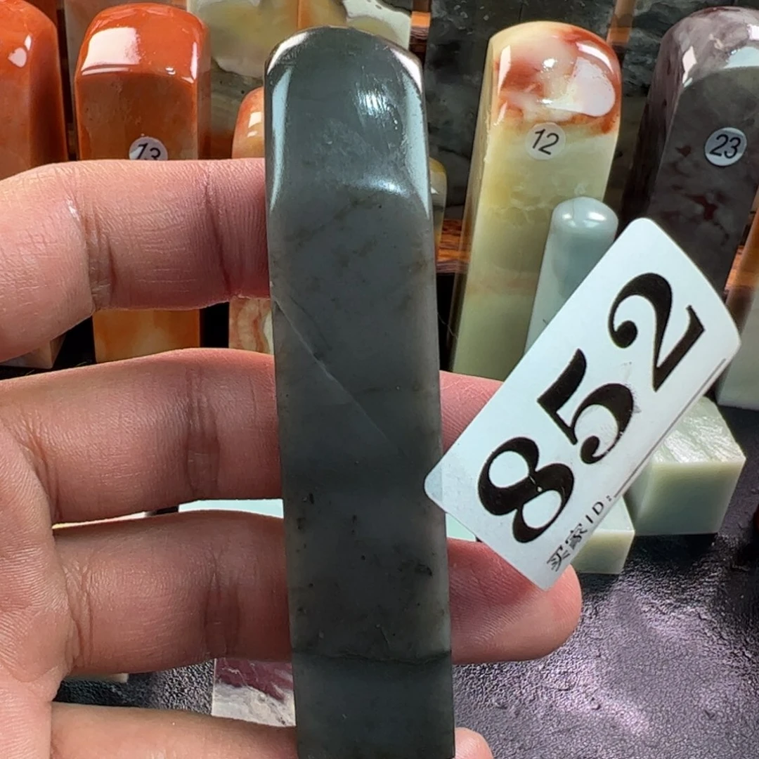 印石老挝石1.8-1.8-8.4