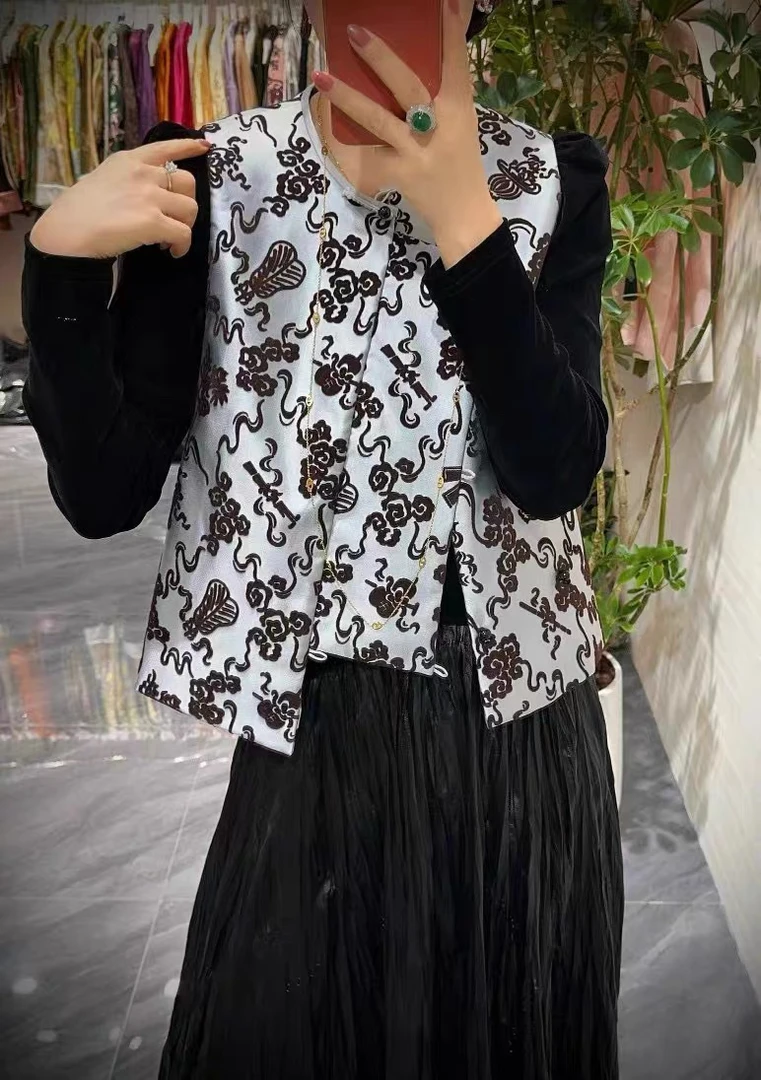 南油朱朱提花开衫马甲280