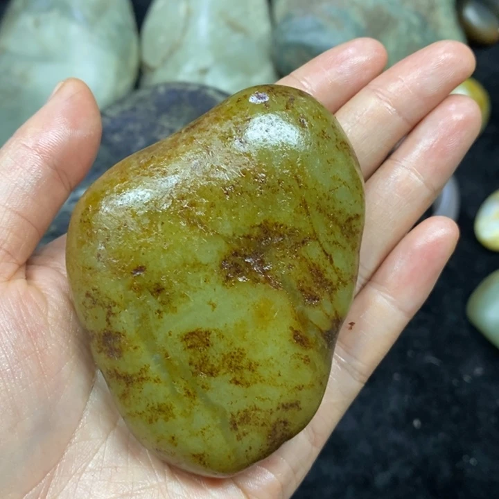 未镶嵌和田玉（糖玉）挂件