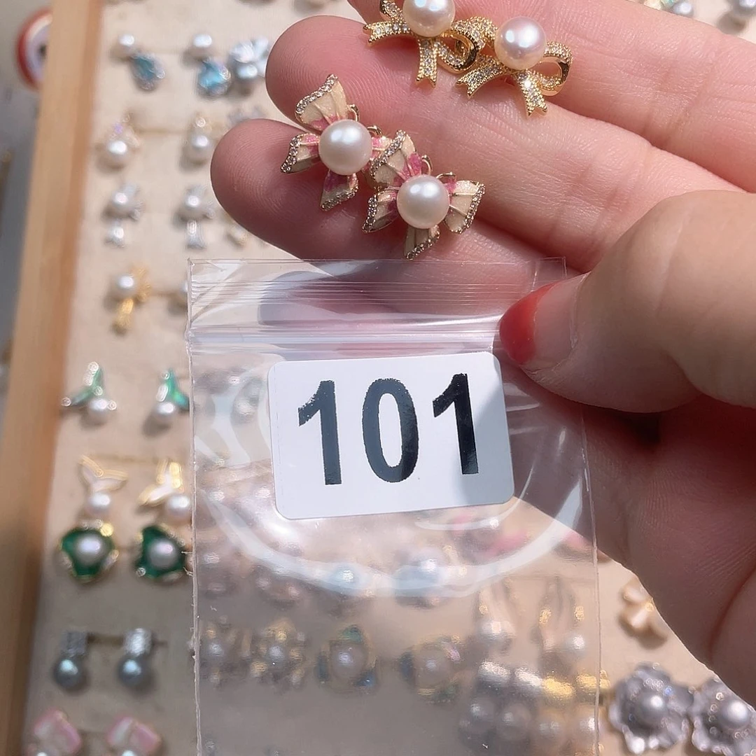 合金淡水珍珠耳饰娜*米