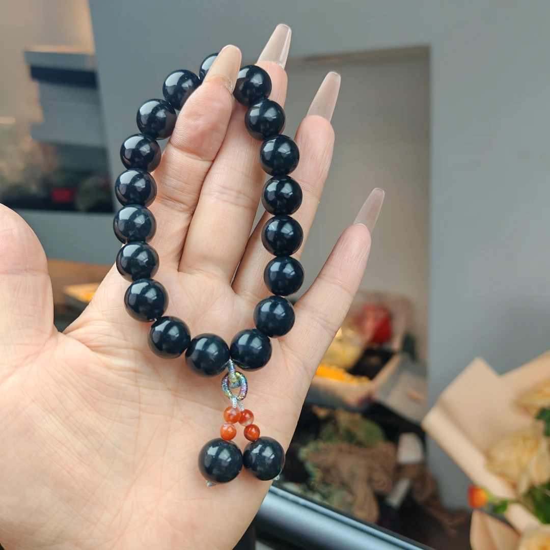 12-岫玉上品玄英18子手链