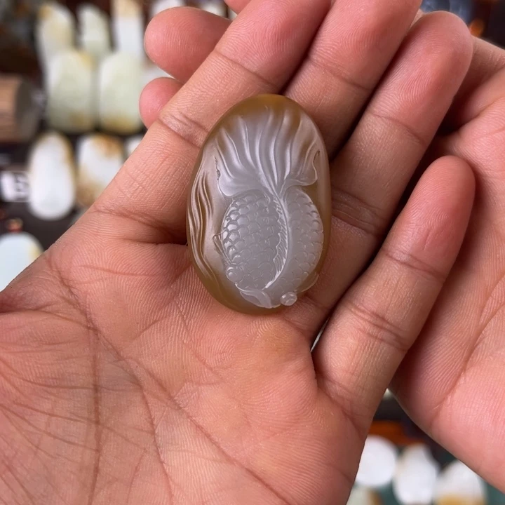 和田玉（糖玉）未镶嵌颈饰