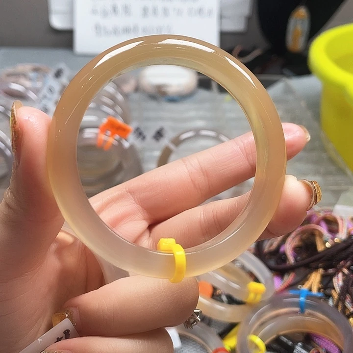 玛瑙/玉髓手镯未镶嵌罗*狗