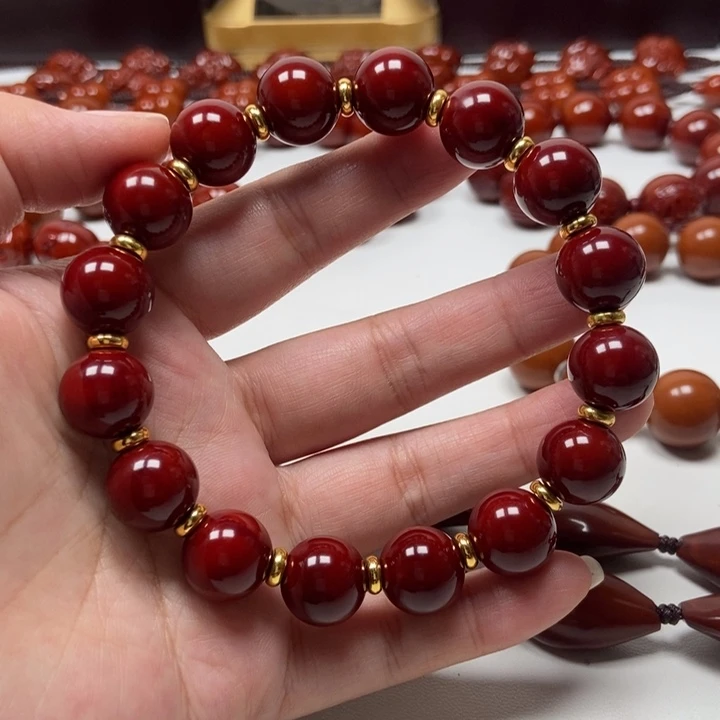 張***橄榄核吊坠橄榄核