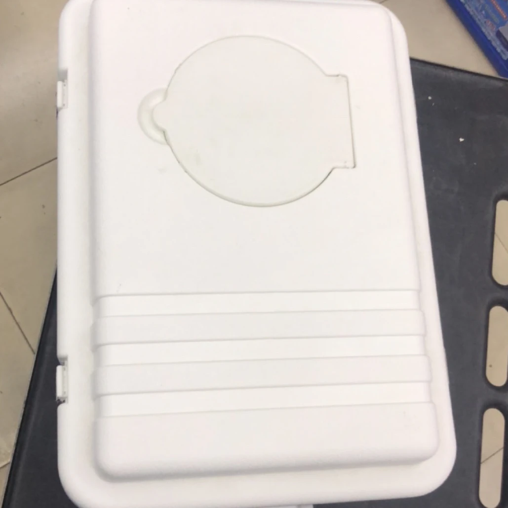 狼老板专拍65L高配微瑕带天窗保温箱