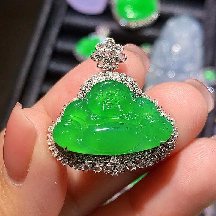 徐***庄翡翠18K金镶嵌吊坠(不含链)