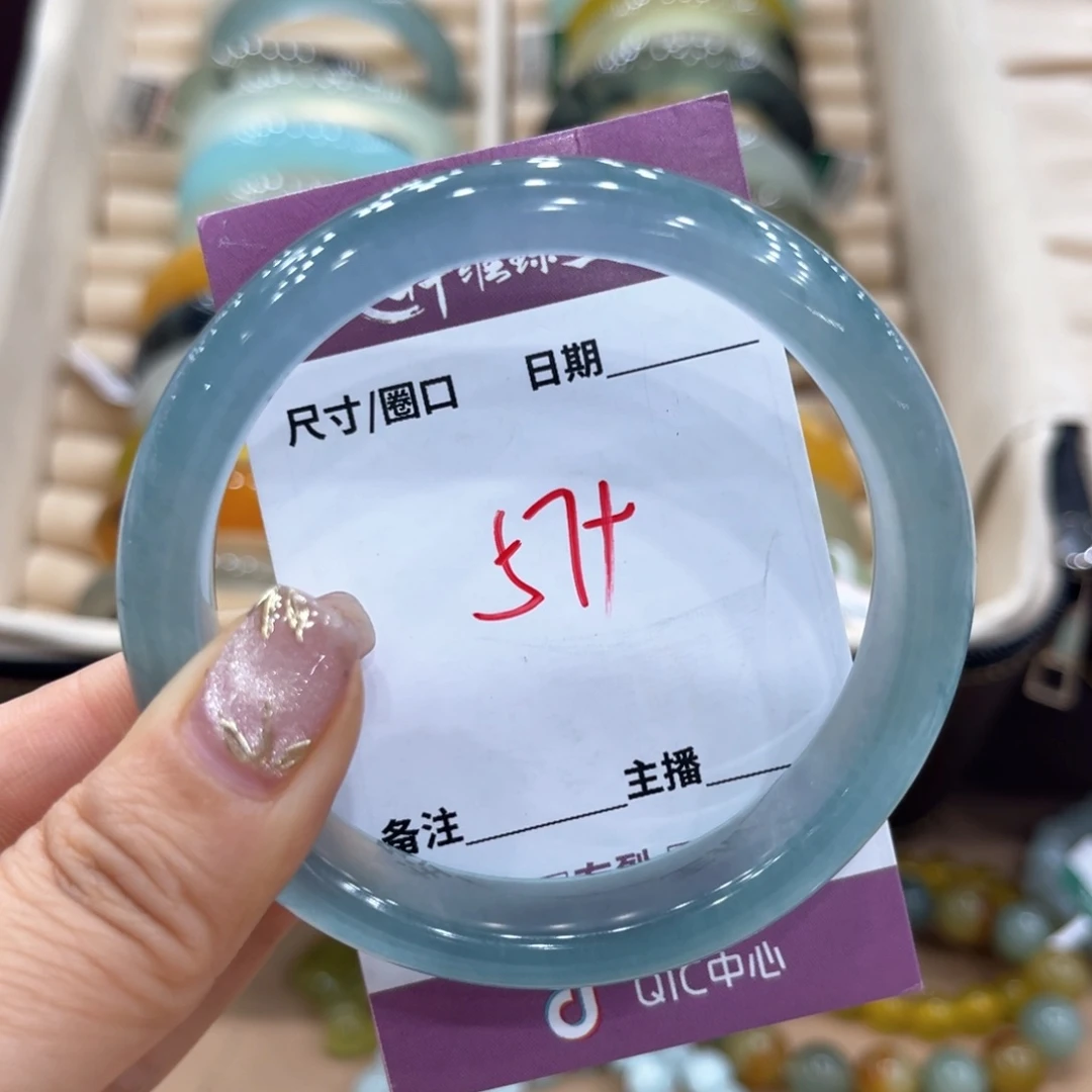 ****俐蛇纹石玉未镶嵌手镯