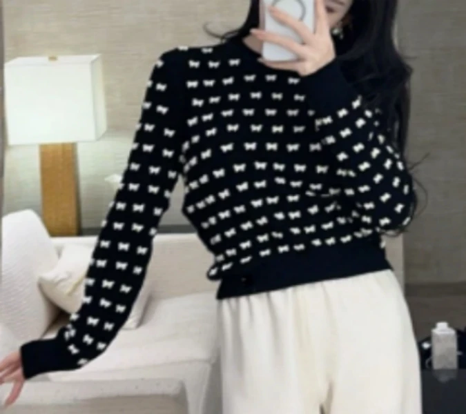 New Merry2025新款新色黑胡蝶毛衣潮流时尚百搭女