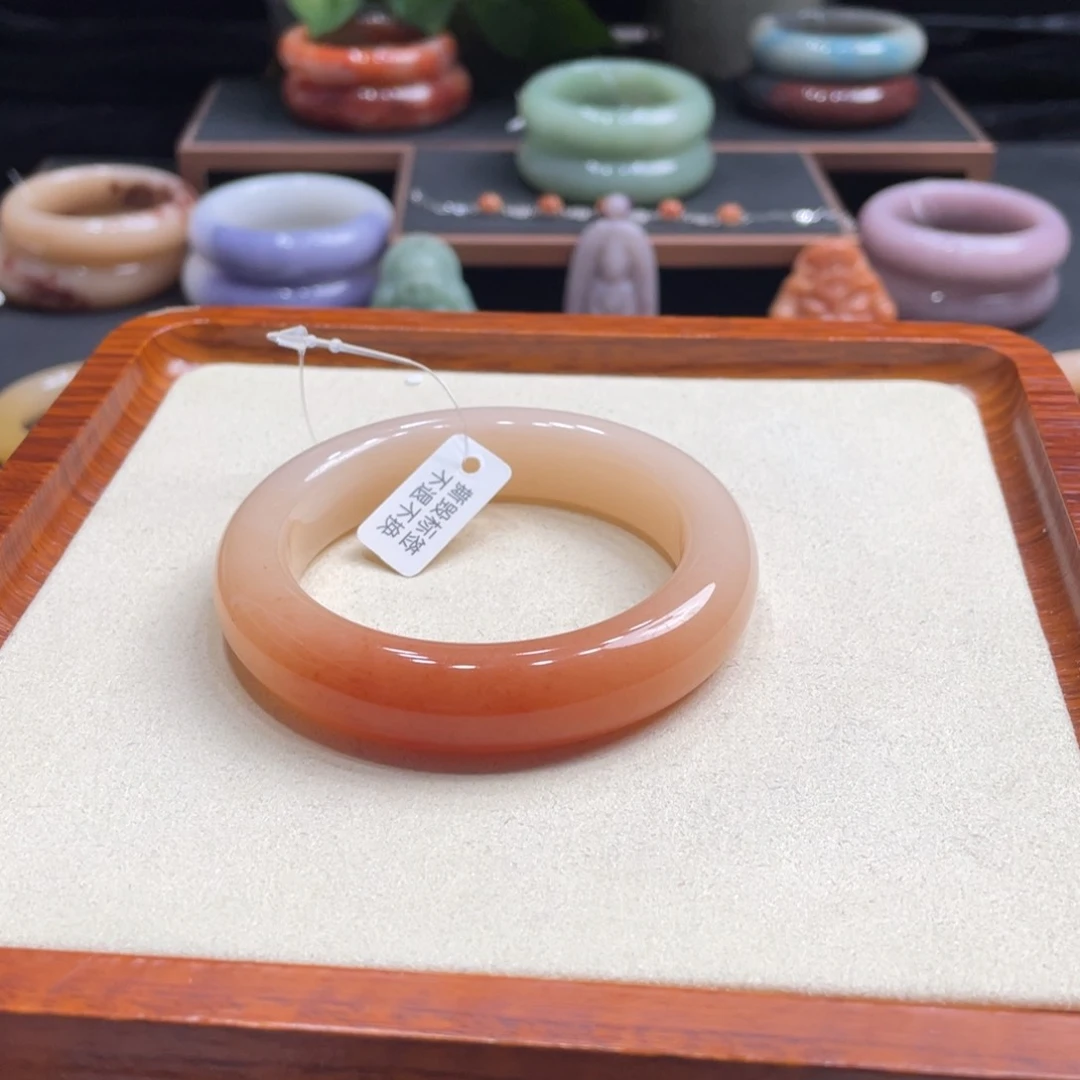 石英质玉手镯未镶嵌檬