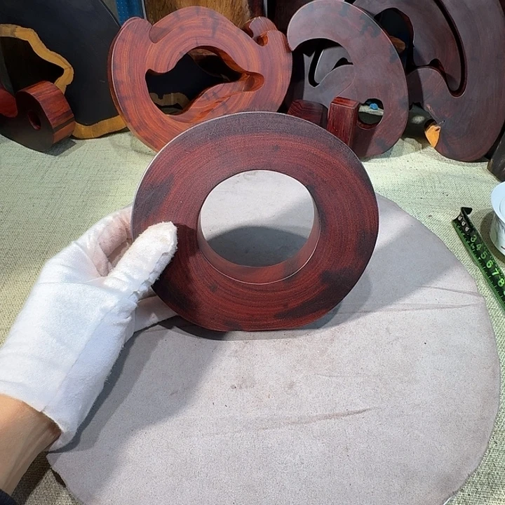 阳***，大果紫檀（缅甸花梨）