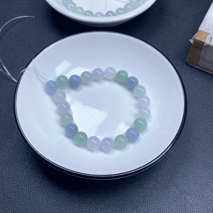 白***颜翡翠未镶嵌颈饰翡翠