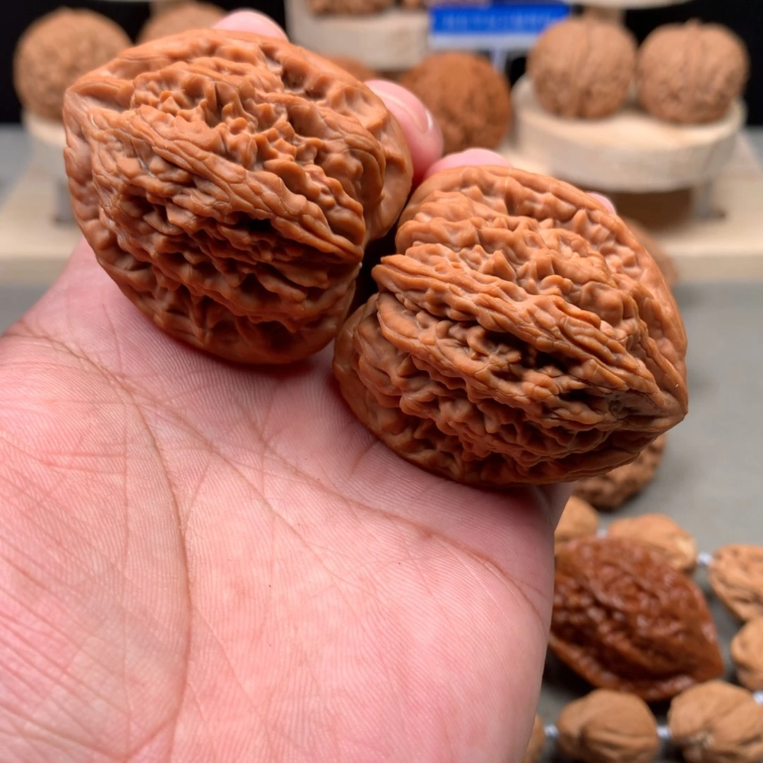 吊坠文玩核桃虎头王核桃