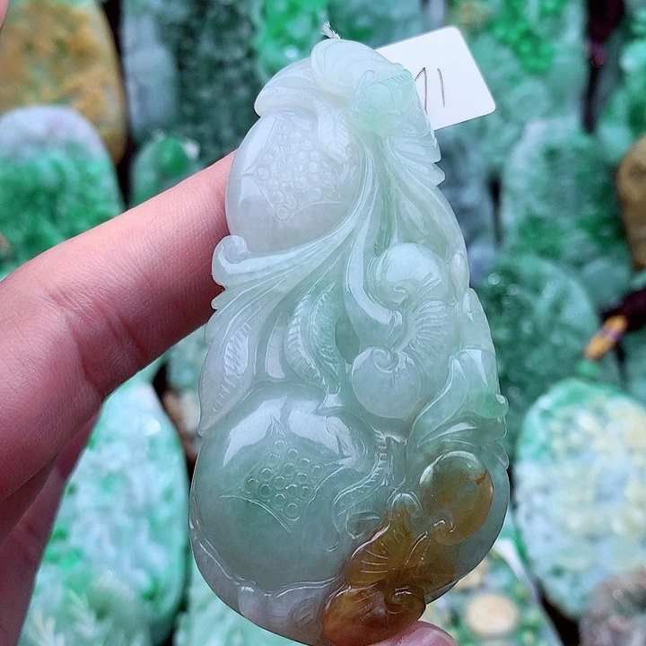 翡翠吊坠(不含链)未镶嵌
