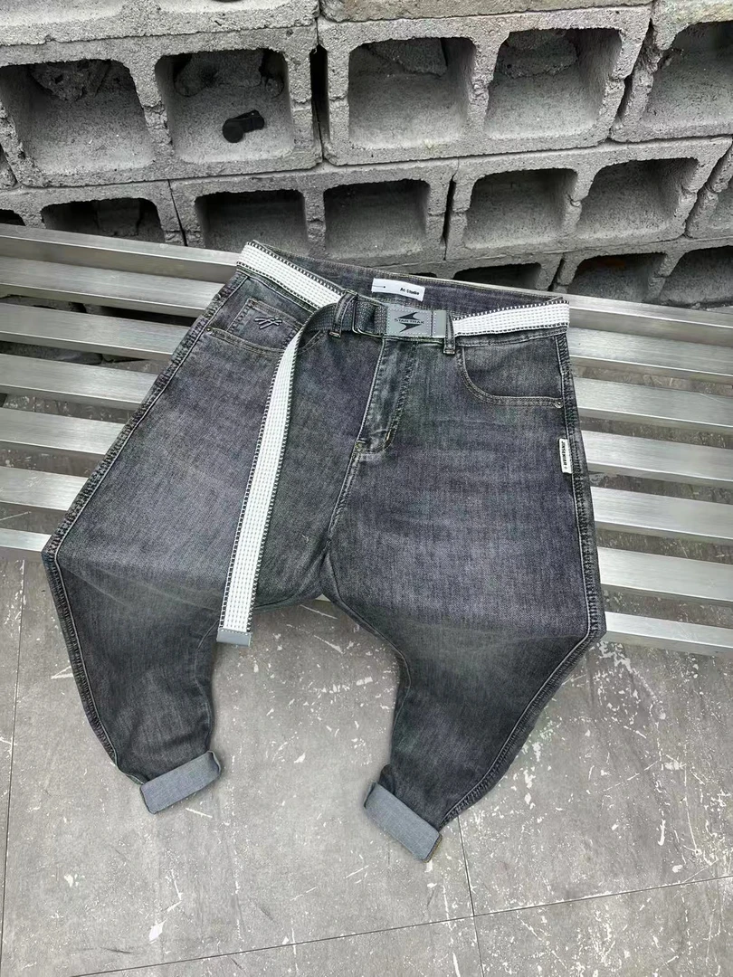 新款牛仔裤男款夏季潮牌显瘦小脚休闲长裤子男士百搭牛仔裤