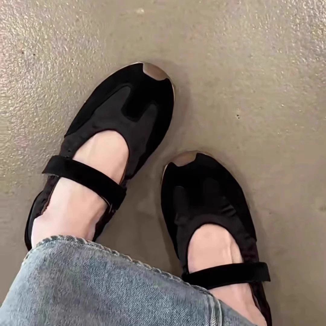 【香港DcSU专柜国际女鞋馆】皮版~运动风圆头厚底魔术贴浅口德训鞋