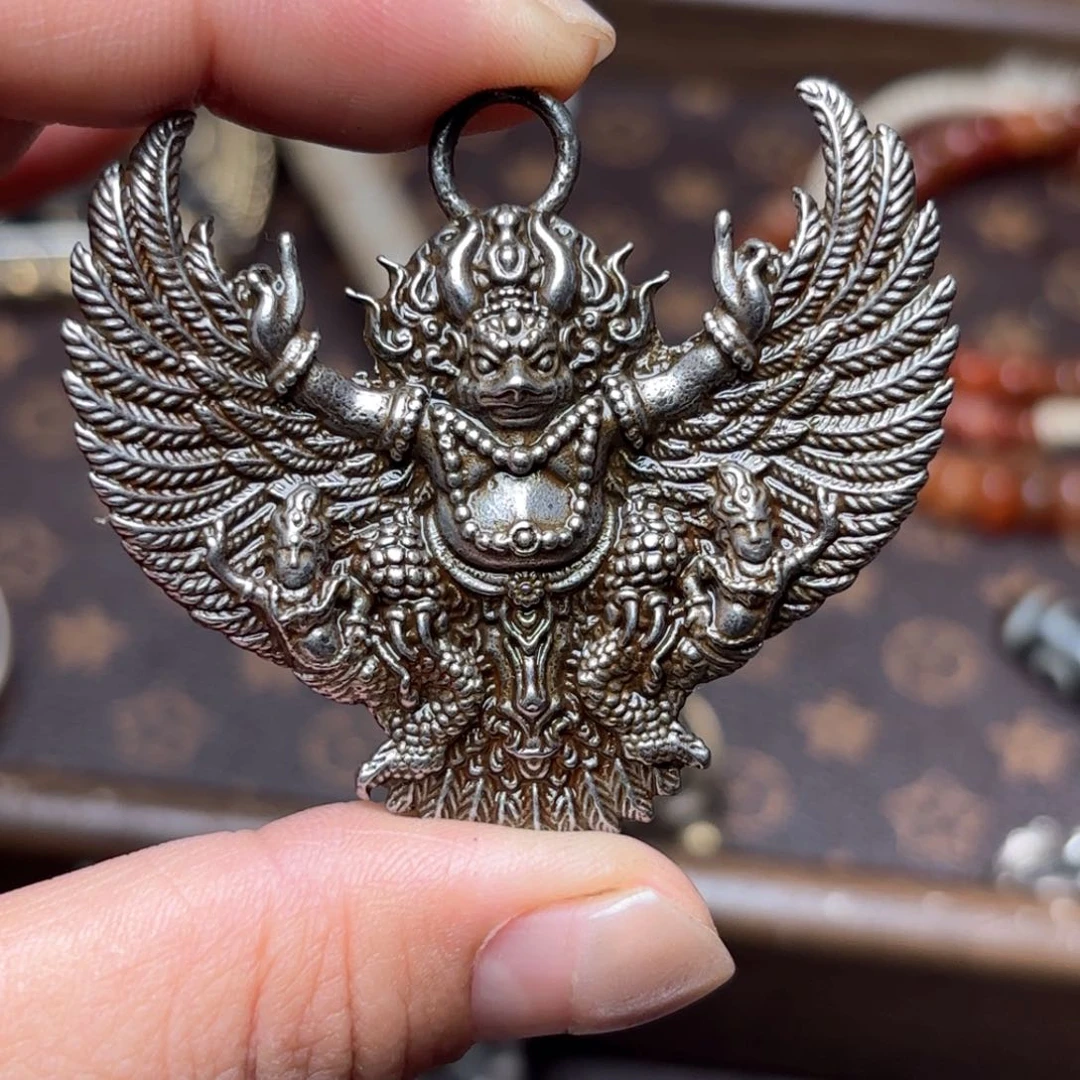 铜星月菩提吊坠项链