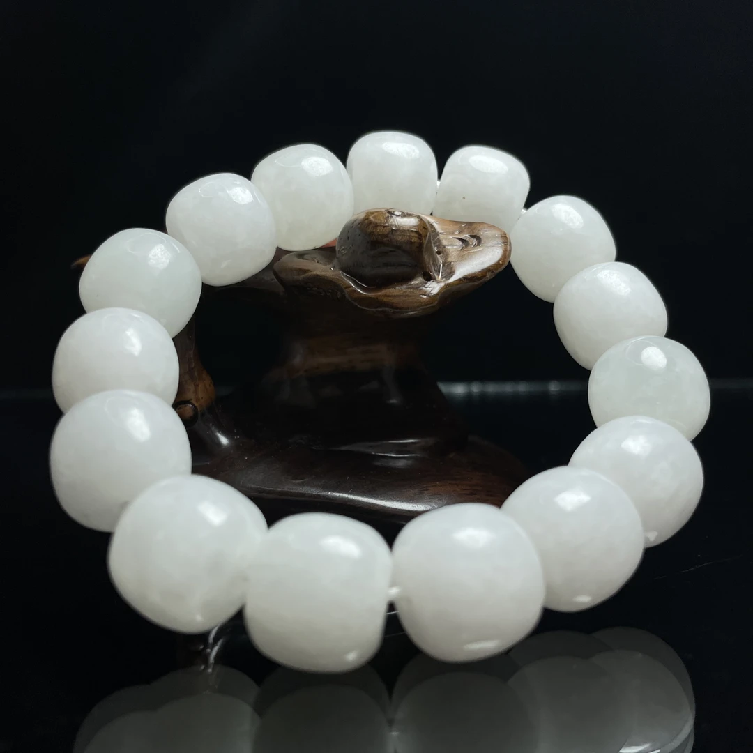 A360 和田玉手串 LJ83223007