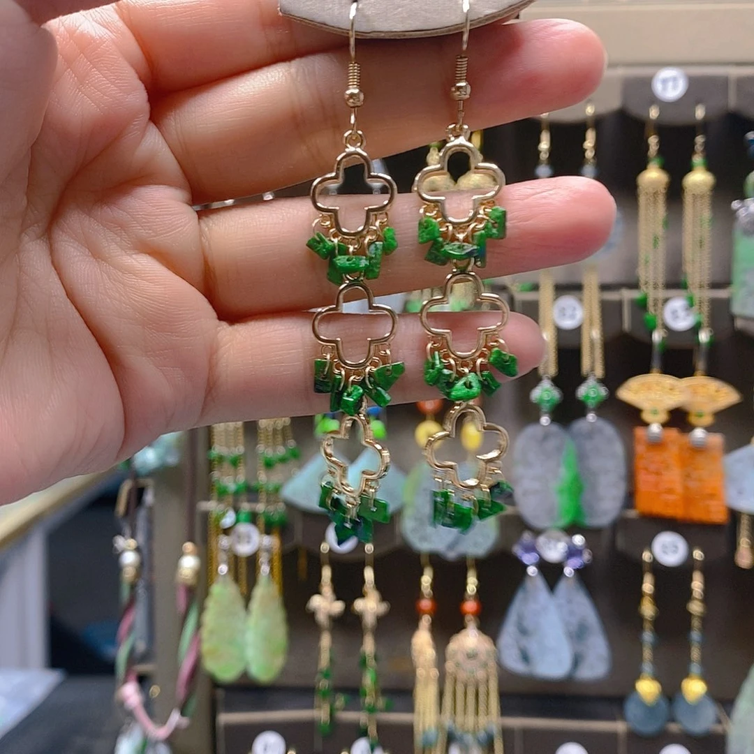 未镶嵌翡翠耳饰翡翠