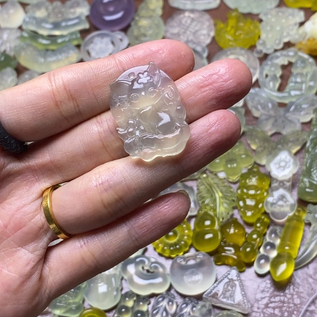 蛇纹石玉合金项链