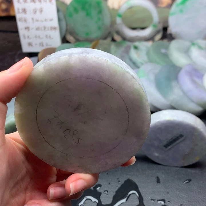 未镶嵌紫色定制翡翠