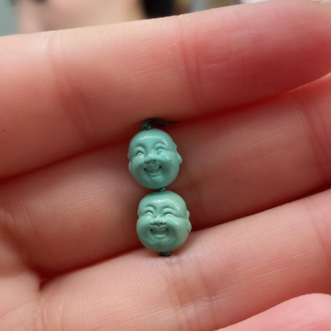 绿松石颈饰未镶嵌