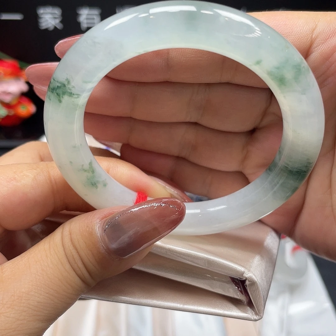 翡翠未镶嵌手镯54.7圆条