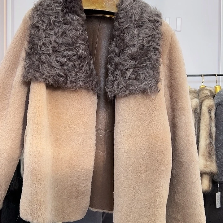 爱***觉恒玖新款女装外套712