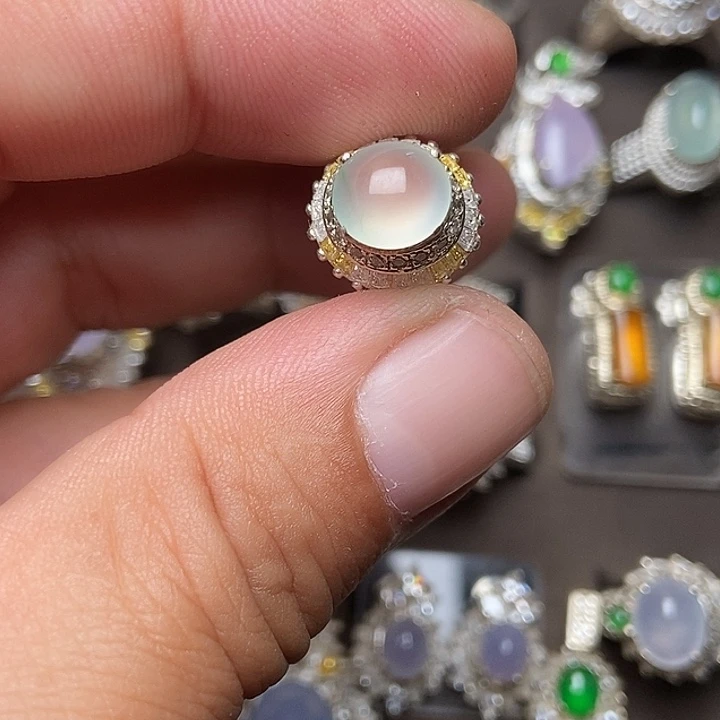 未镶嵌定制翡翠戒指