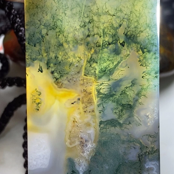 玛瑙/玉髓颈饰未镶嵌毛****?