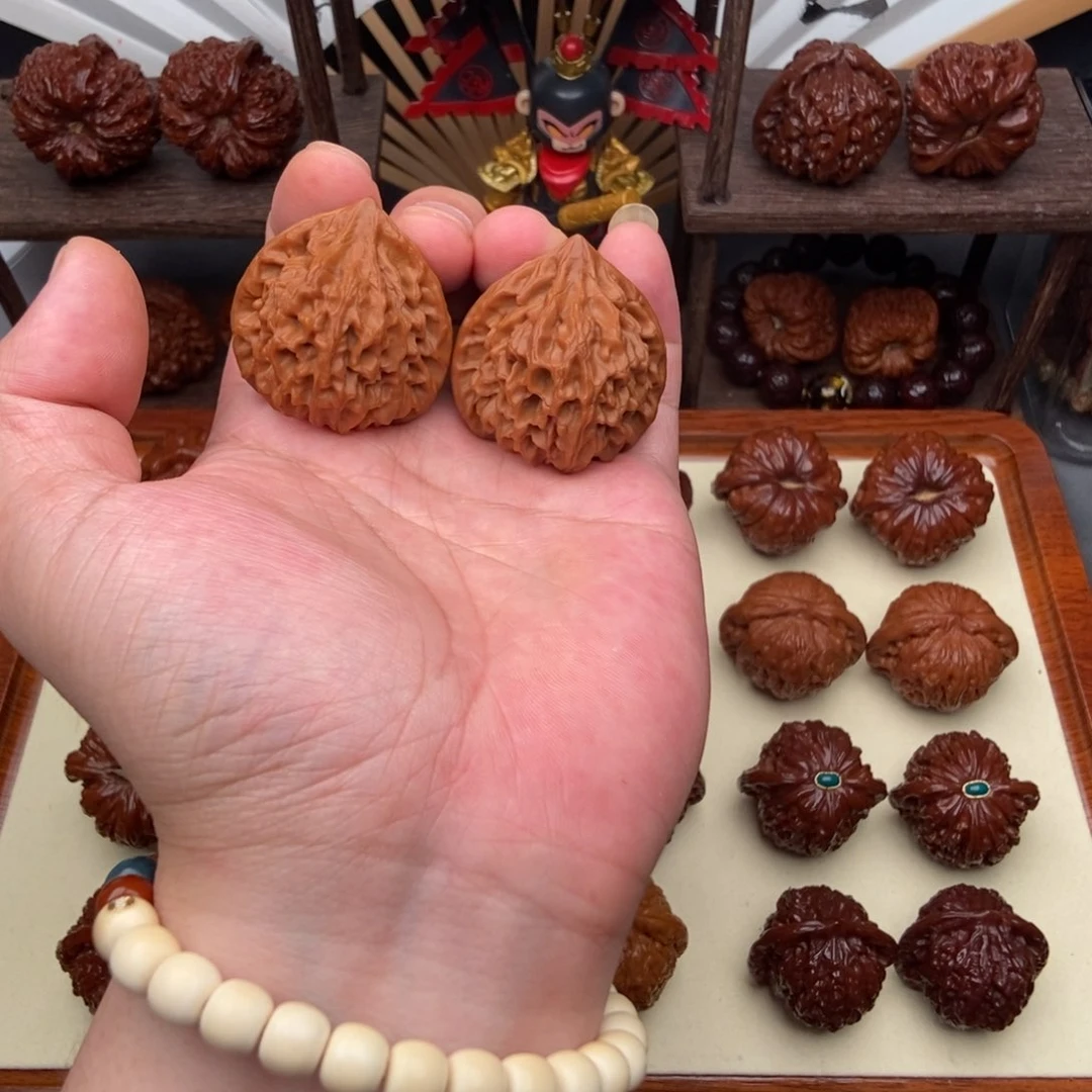 38尺全品龙门涧文玩核桃