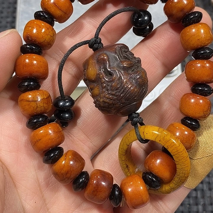 吊坠滴血莲花菩提