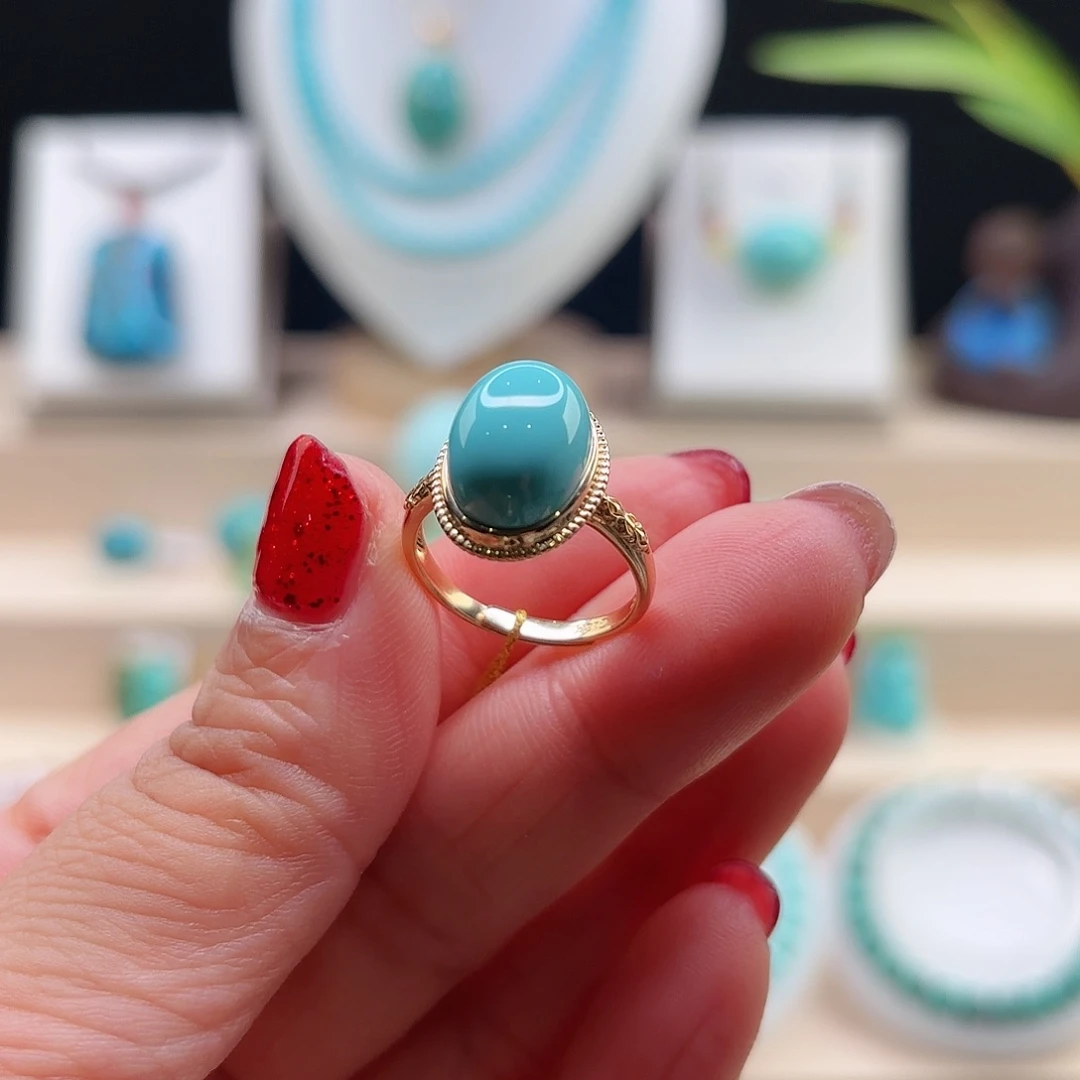 绿松石配饰18K金镶嵌