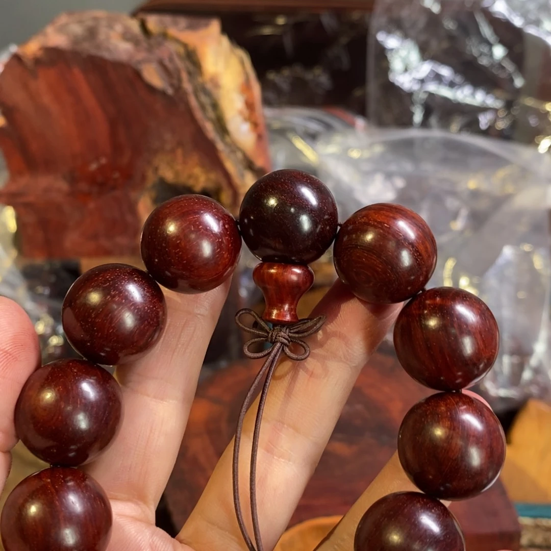 檀香紫檀（小叶紫檀）予*