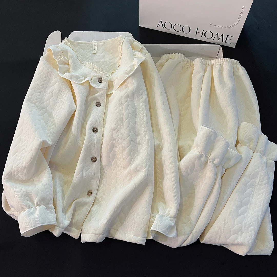 2025秋冬季新款空气棉夹层睡衣女简约纯色花边保暖宽松家居服套装