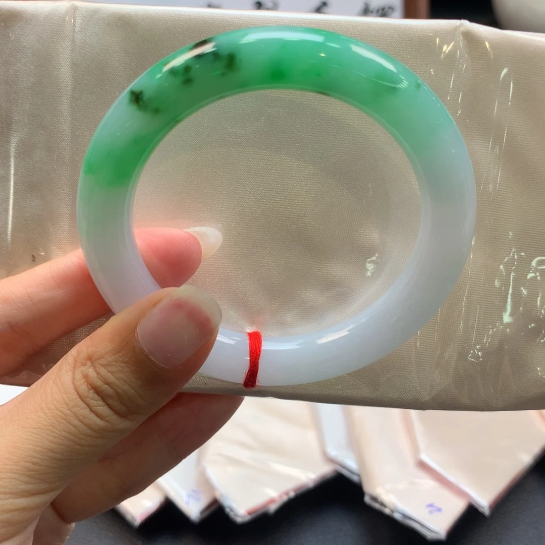 翡翠未镶嵌手镯飘花圆条20号