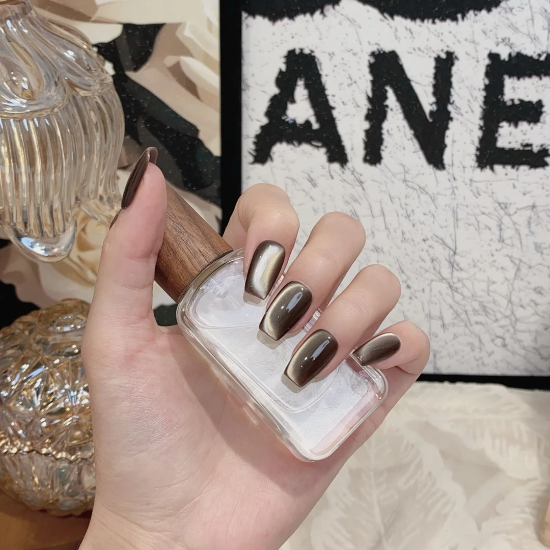 【德芙】高级感秋冬新款定制显白猫眼中短款 纯手工美甲穿戴甲片