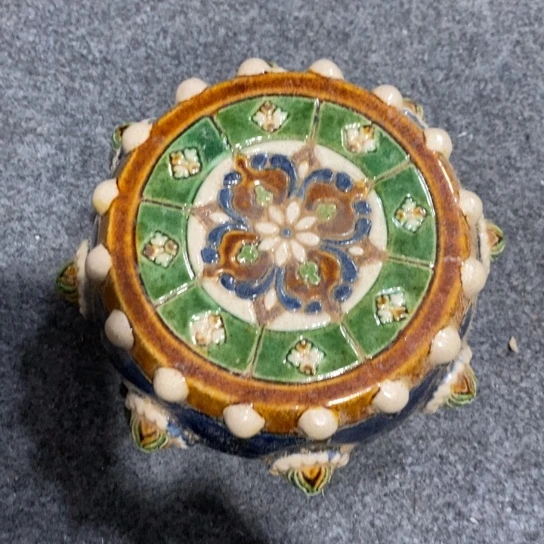 陶瓷摆爱好者摆件