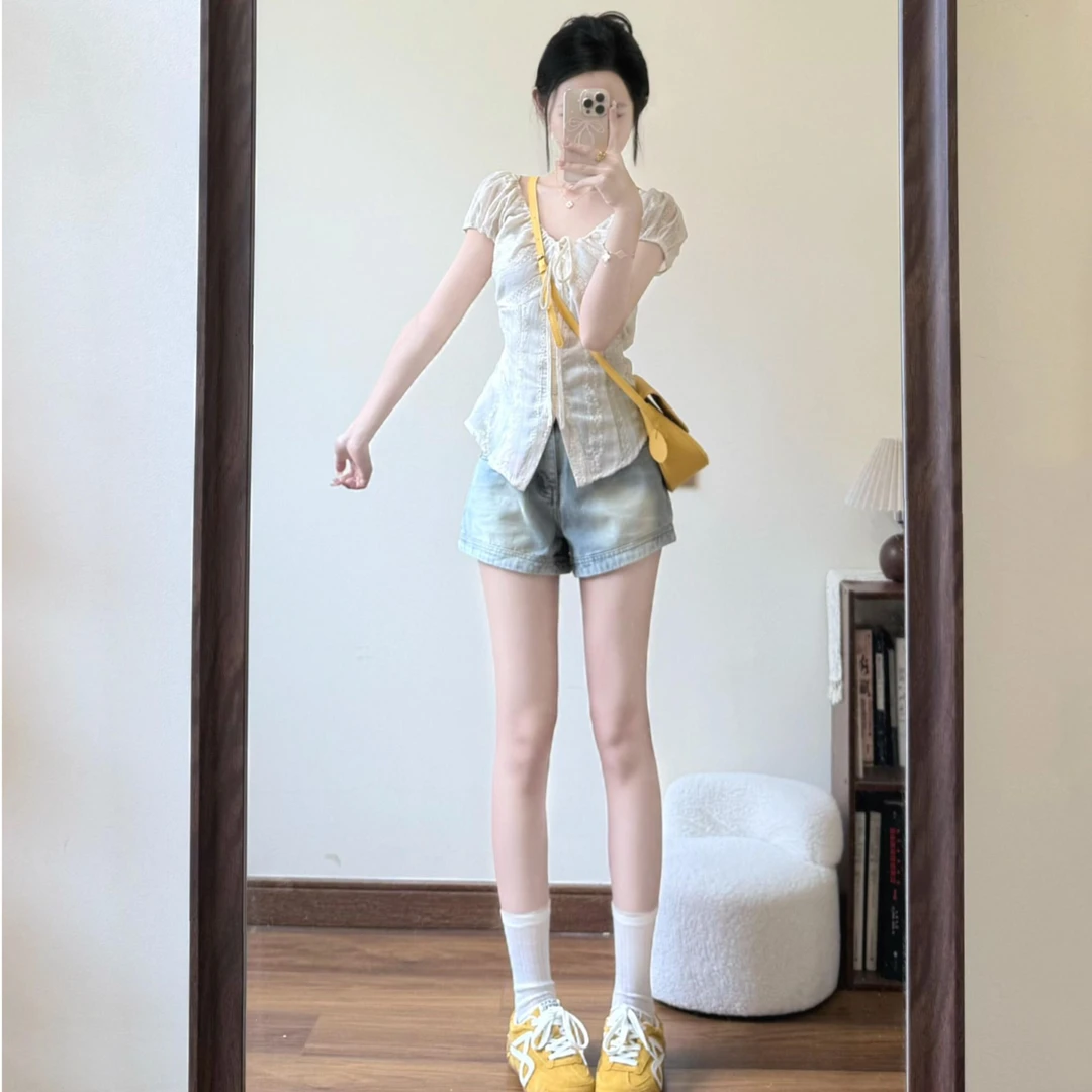 浪漫法式设计感蕾丝小众衬衫女夏季新款小个子气质泡泡袖上衣套装