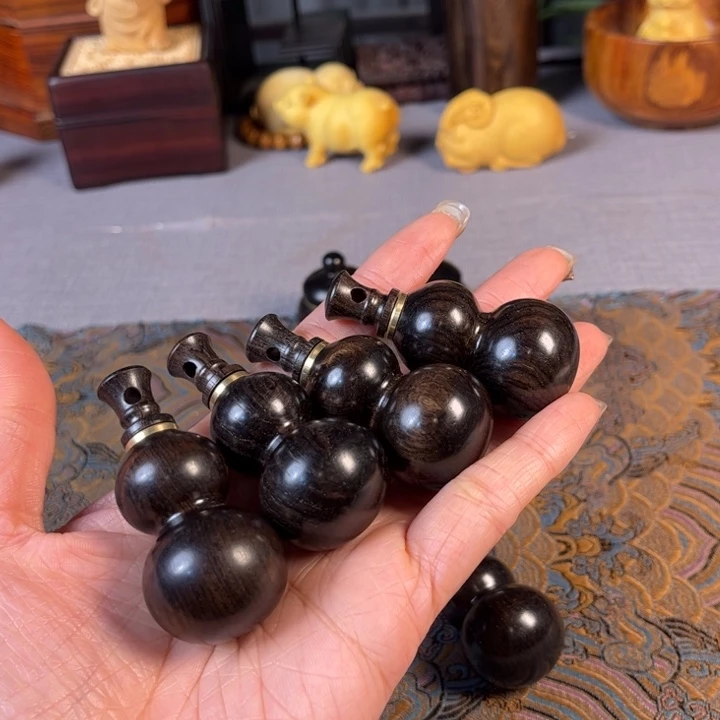 贡木雨*紫光檀整木挖小葫芦罐