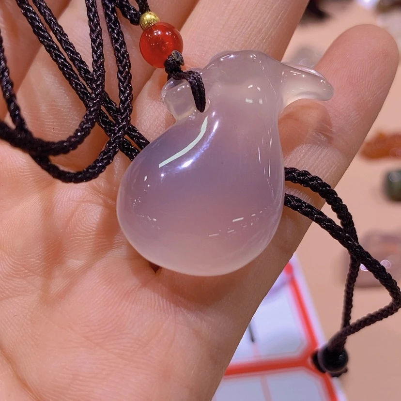 【闪购商品】未镶嵌颈饰玛瑙/玉髓南****佛