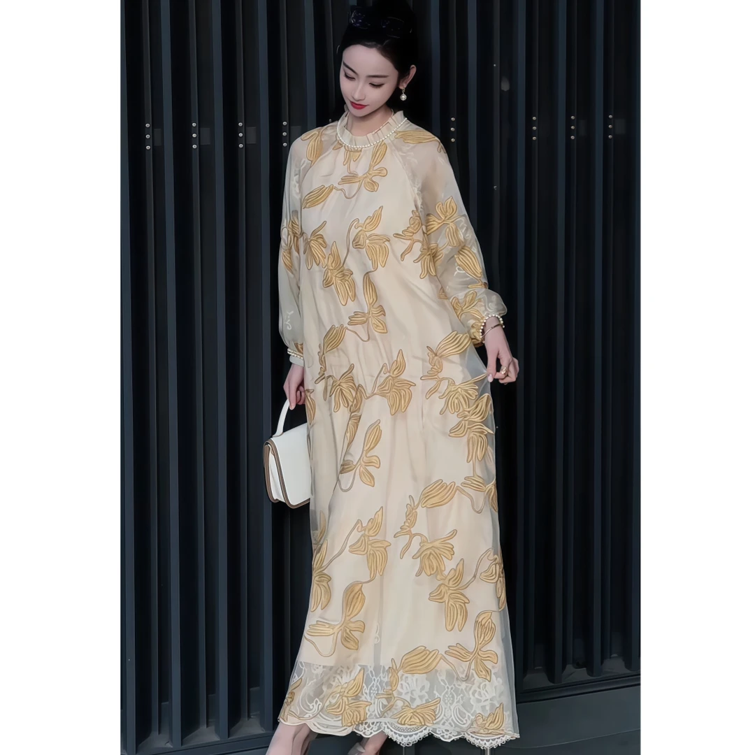 【雅遇】YAMO2025春秋新款气质大气真丝欧根纱蕾丝盘花连衣裙8065-1