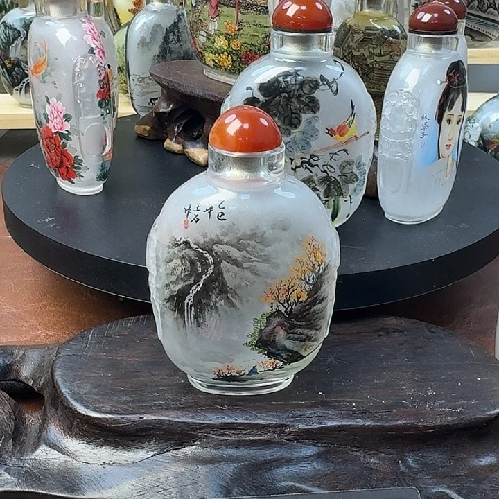 鼻烟壶内画手工绘制包邮山水画