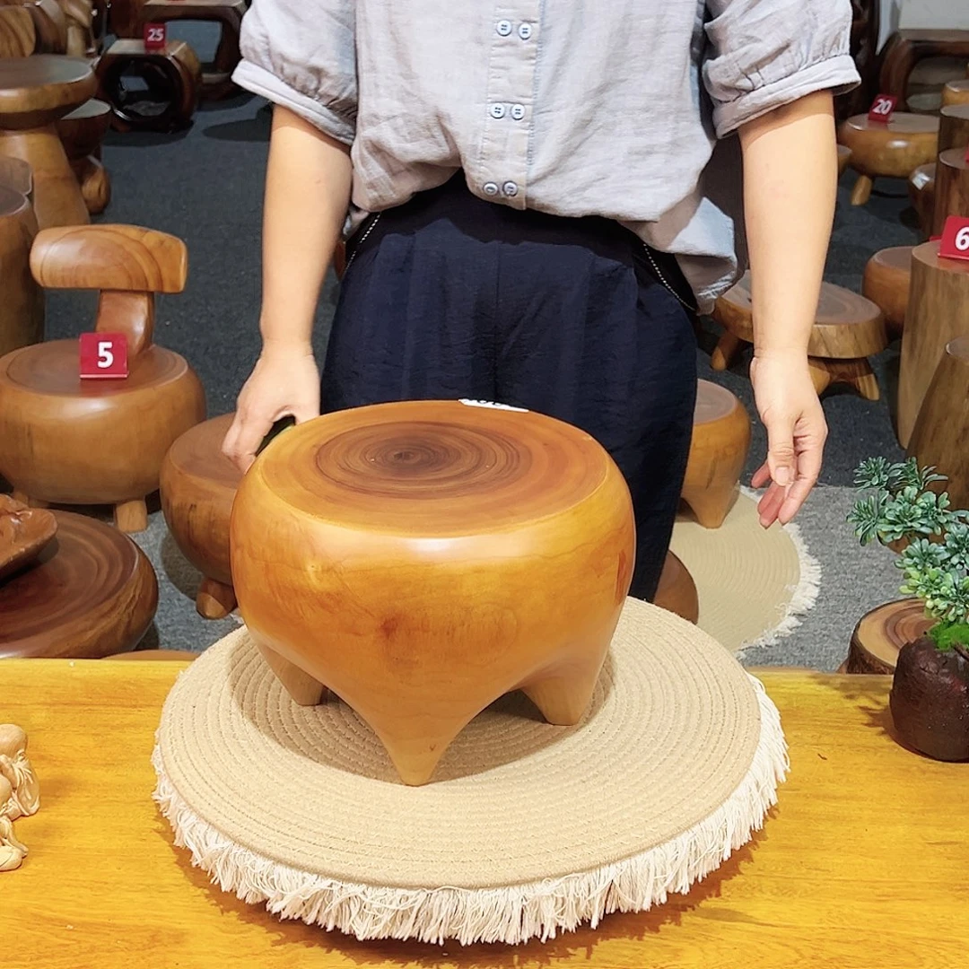 ****萱号香樟木尺寸：27-27-20cm