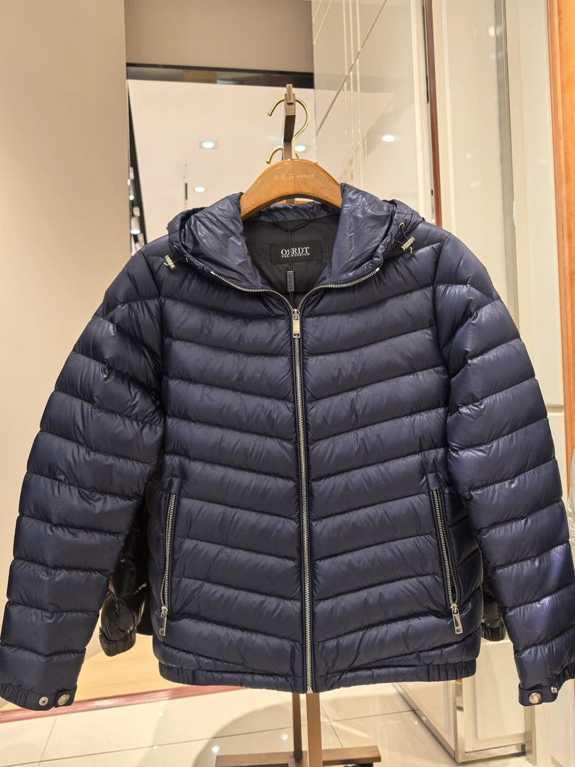 奥林丹顿轻薄羽绒服